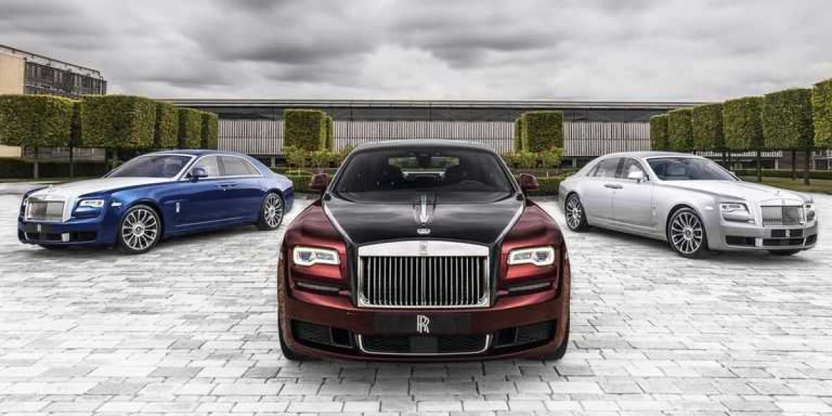 Rolls-Royce tung Ghost Zenith hàng hiếm thay lời chào tạm biệt