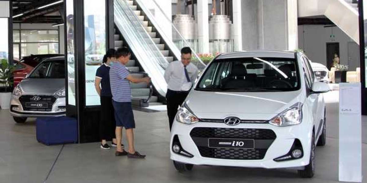 Ô tô mới khởi sắc, xe cũ “nín thở” chờ phí trước bạ giảm 50%