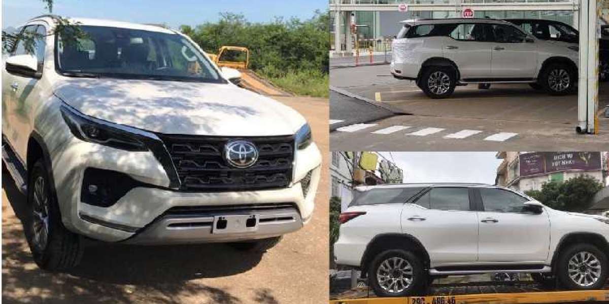 Toyota Foruner 2021 mới ra mắt tại Thái Lan có gì hấp dẫn?