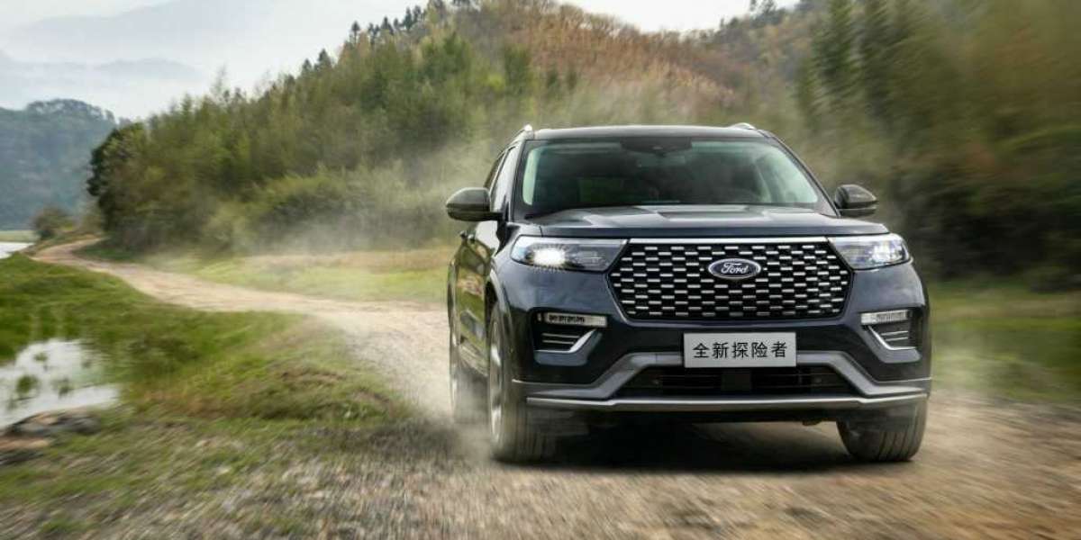 Ford Explorer hàng thửa Trung Quốc, giá rẻ một nửa bản toàn cầu