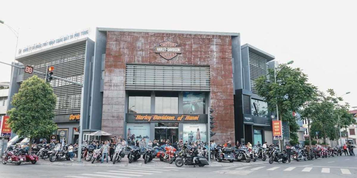 Loạt xe phân khối lớn tham gia ngày hội Bike Weekend tại Hạ Long