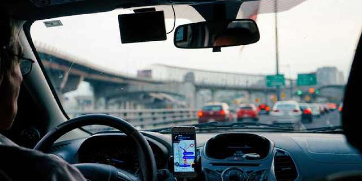 Pháp buộc Uber công nhận tài xế là nhân viên