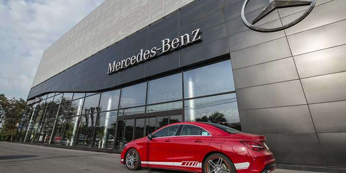 Mercedes-Benz ra mắt trung tâm phân phối phụ tùng và kiểm tra xe tại Việt Nam