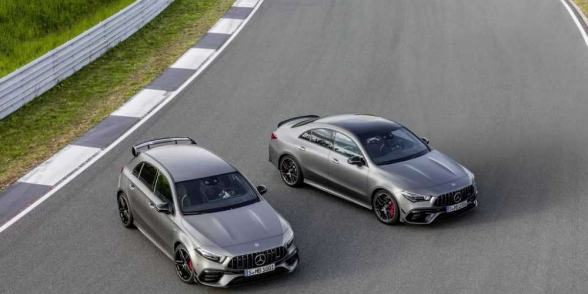 Bộ đôi Mercedes-AMG A 45 và CLA 45 công suất khủng trình làng