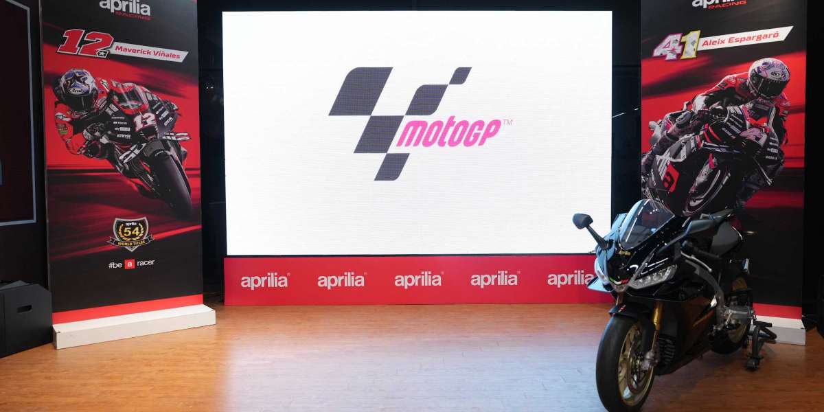 Aprilia tổ chức phát sóng trực tiếp giải đấu MotoGP tại Motoplex Hanoi