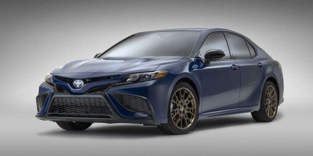 Toyota điều chỉnh giá niêm yết 4 mẫu xe nhập khẩu tại Việt Nam