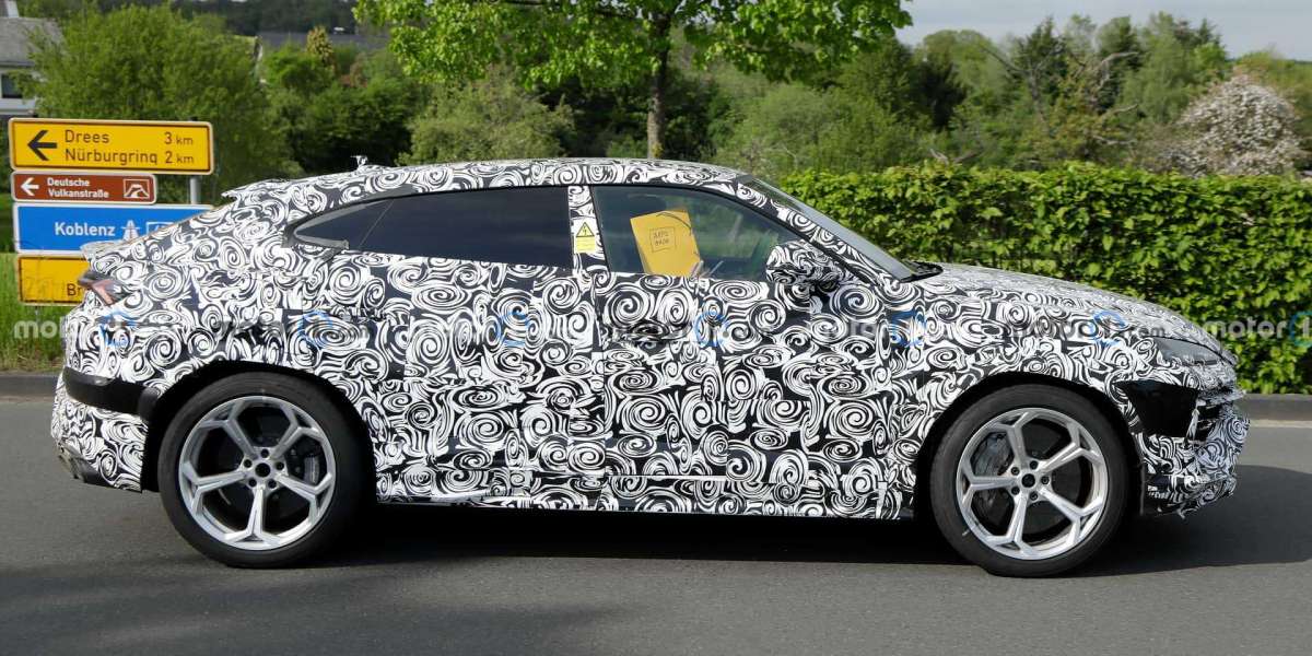 Lamborghini Urus PHEV xuất hiện khi đang chạy thử