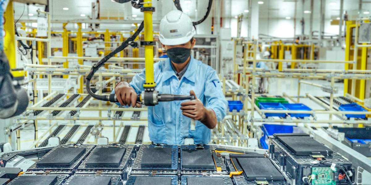 VinFast nhận gói hỗ trợ kỹ thuật từ Bộ Ngoại giao và thương mại Autralia