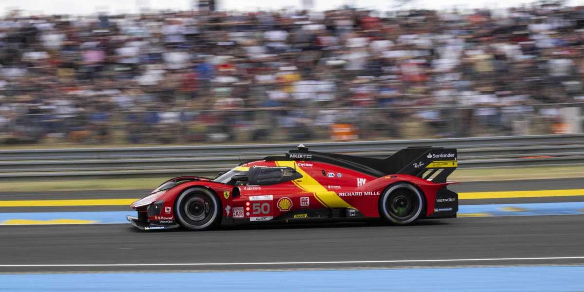 Ferrari chiến thắng giải 24 Hours of Le Mans sau cuộc đọ sức hoành tráng với Toyota