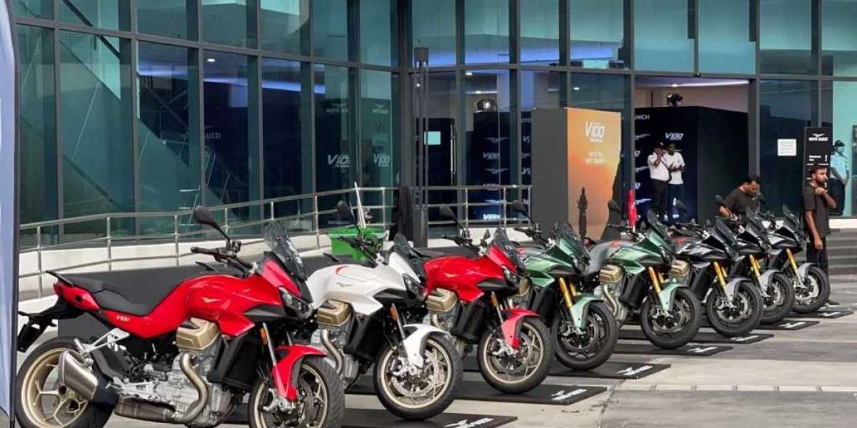 Moto Guzzi V100 Mandello ra mắt thị trường Châu Á, hứa hẹn về Việt Nam vào quý III tới