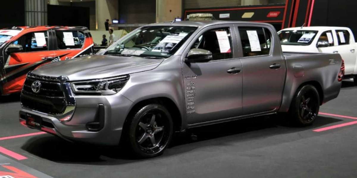 Toyota tiết lộ 5 nguyên mẫu Hilux độc nhất vô nhị
