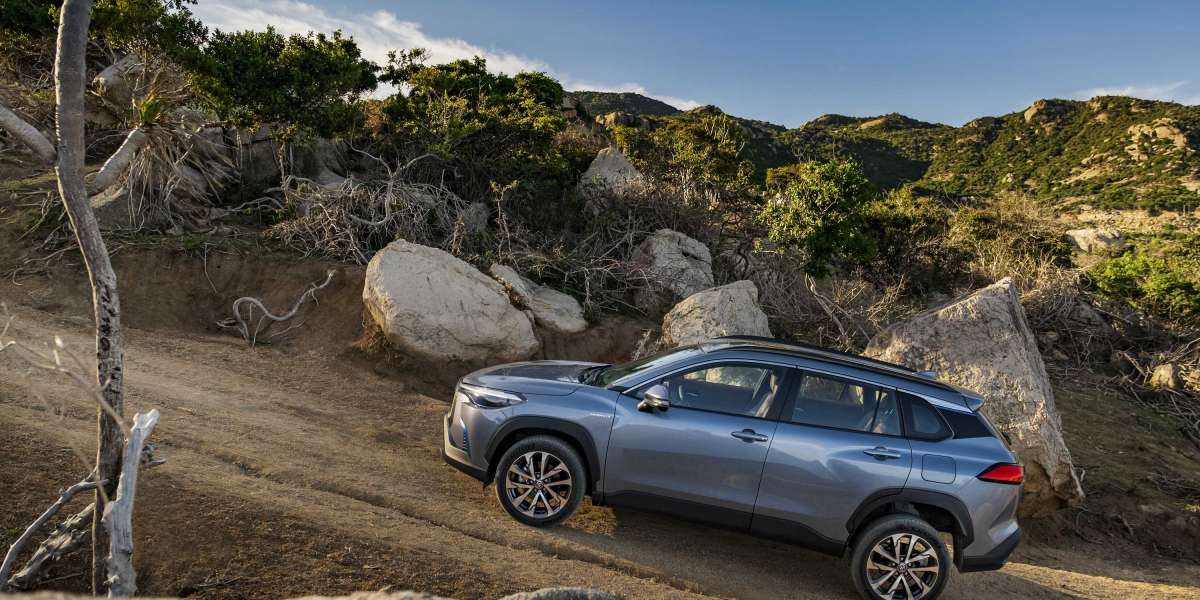 Doanh số Toyota tháng 8: Dẫn đầu toàn thị trường