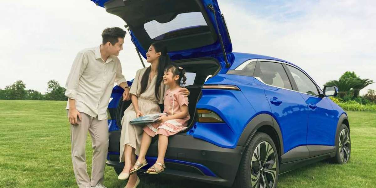 VinFast VF 6 chính thức nhận lái thử và đặt cọc vào ngày Phụ nữ Việt Nam 20/10