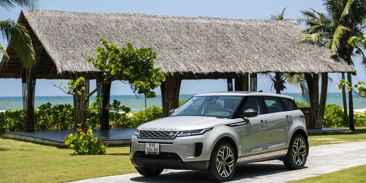 Land Rover Việt Nam khởi động chương trình hợp tác với ngân hàng Techcombank