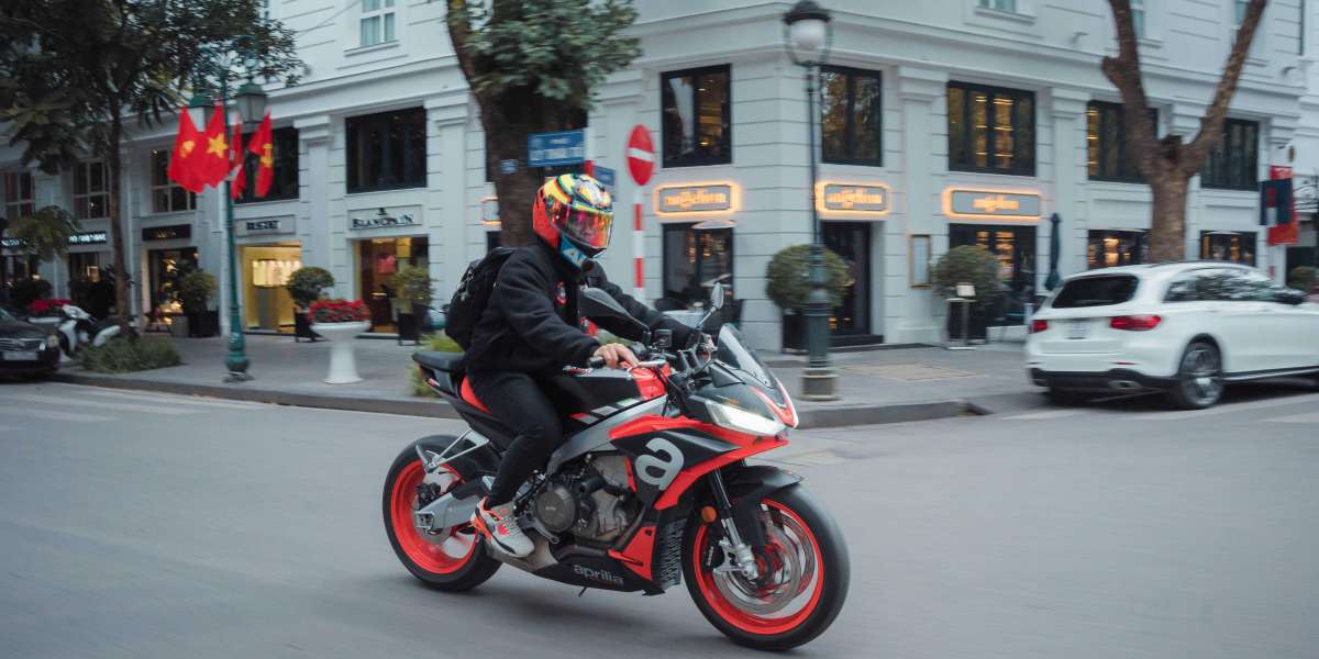 Aprilia Tuono 660 - Chiếc xe xứng đáng được chúng ta quan tâm nhiều hơn!