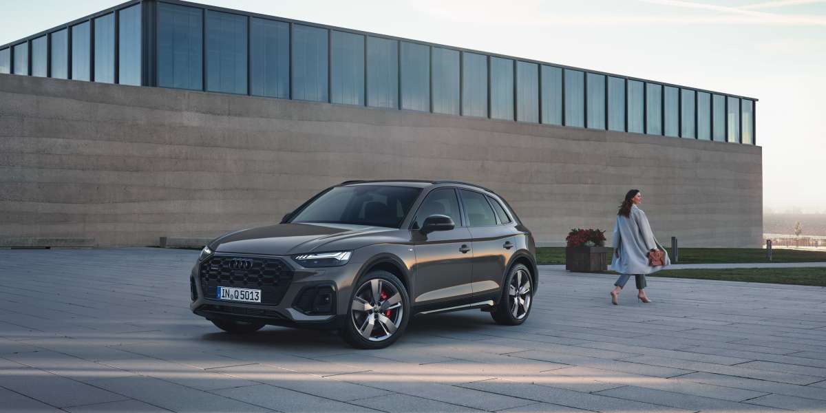 Audi Việt Nam giới thiệu Audi Q5 phiên bản giới hạn Đen huyền bí