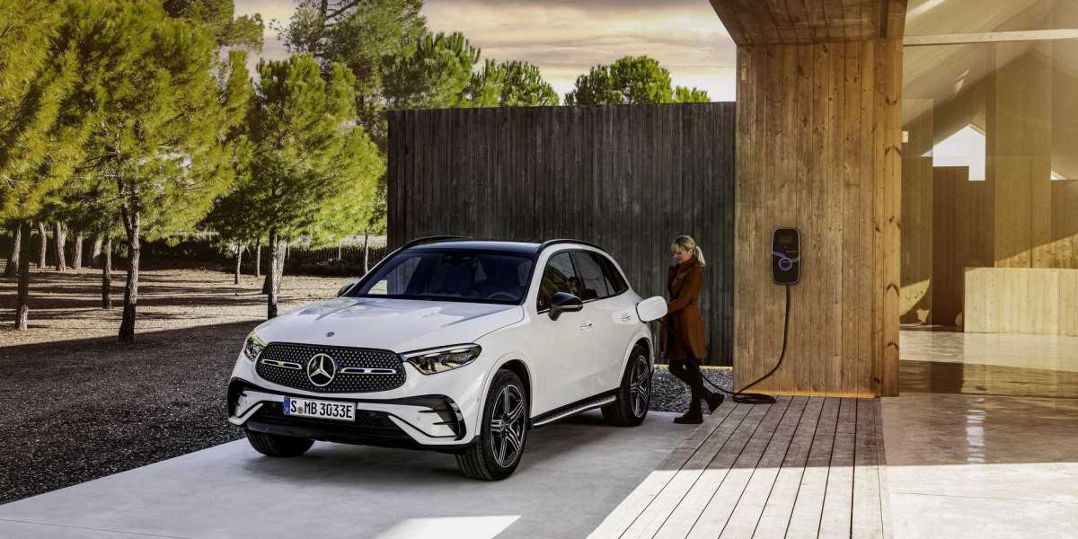 Mercedes-Benz GLC 350e PHEV ra mắt vào cuối năm nay ở Mỹ, chưa hẹn ngày về Việt Nam