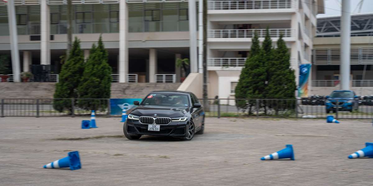 Tận hưởng những mẫu xe BMW và MINI tại sự kiện SUMMERFEST