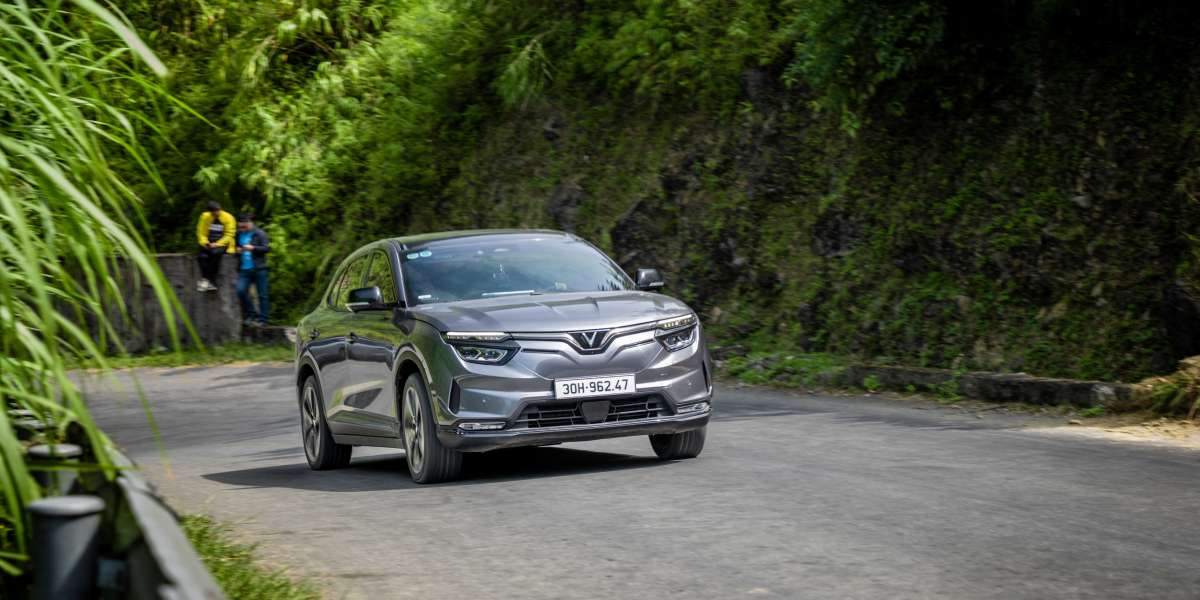 VinFast VF 8 giành chiến thắng vang dội tại lễ trao giải Asean NCAP