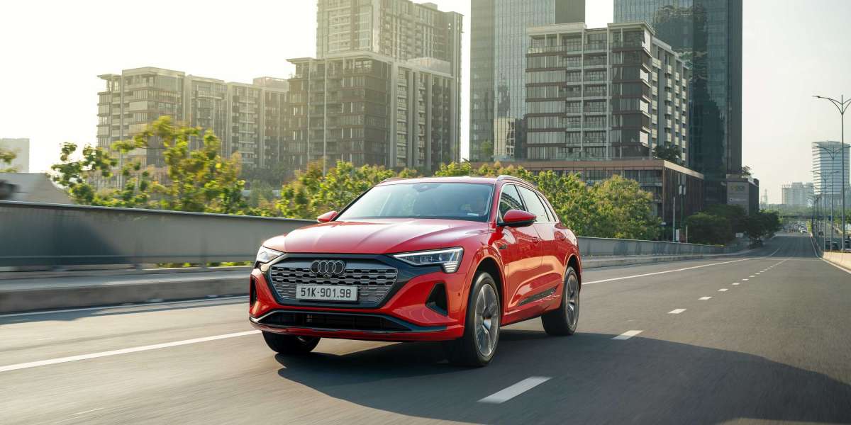 Mẫu xe điện cao cấp Audi Q8 e-tron chính thức ra mắt thị trường Việt Nam với giá bán 3.8 tỷ đồng