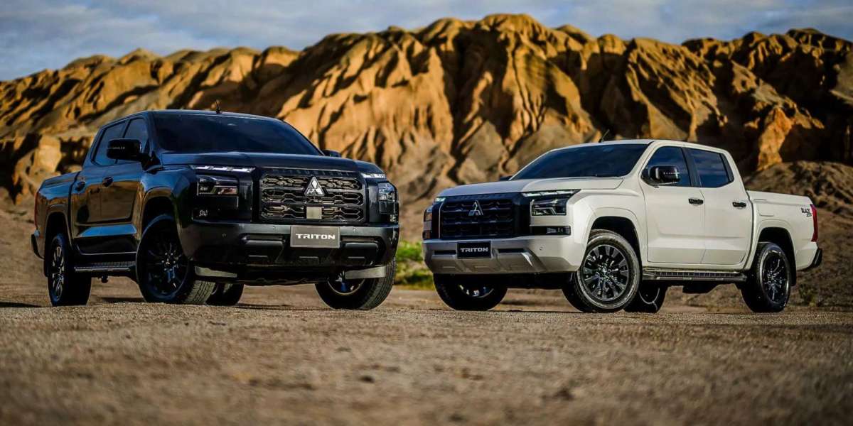 Mitsubishi Triton Black Edition - Rất ngầu nhưng chỉ dẫn động một cầu!