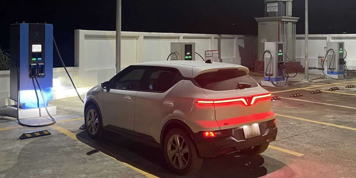 0 đồng tiền sạc trong một năm, chi phí vận hành xe điện VinFast ngày càng rẻ