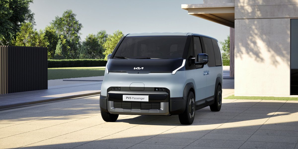 Kia “vén màn” MPV chạy điện đầu tay: Tạo hình cực dị, lớn hơn Innova Cross