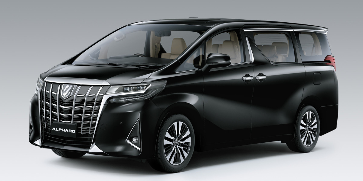 Toyota triệu hồi “chuyên cơ mặt đất” Alphard để thay thế ốp nắp ca-pô
