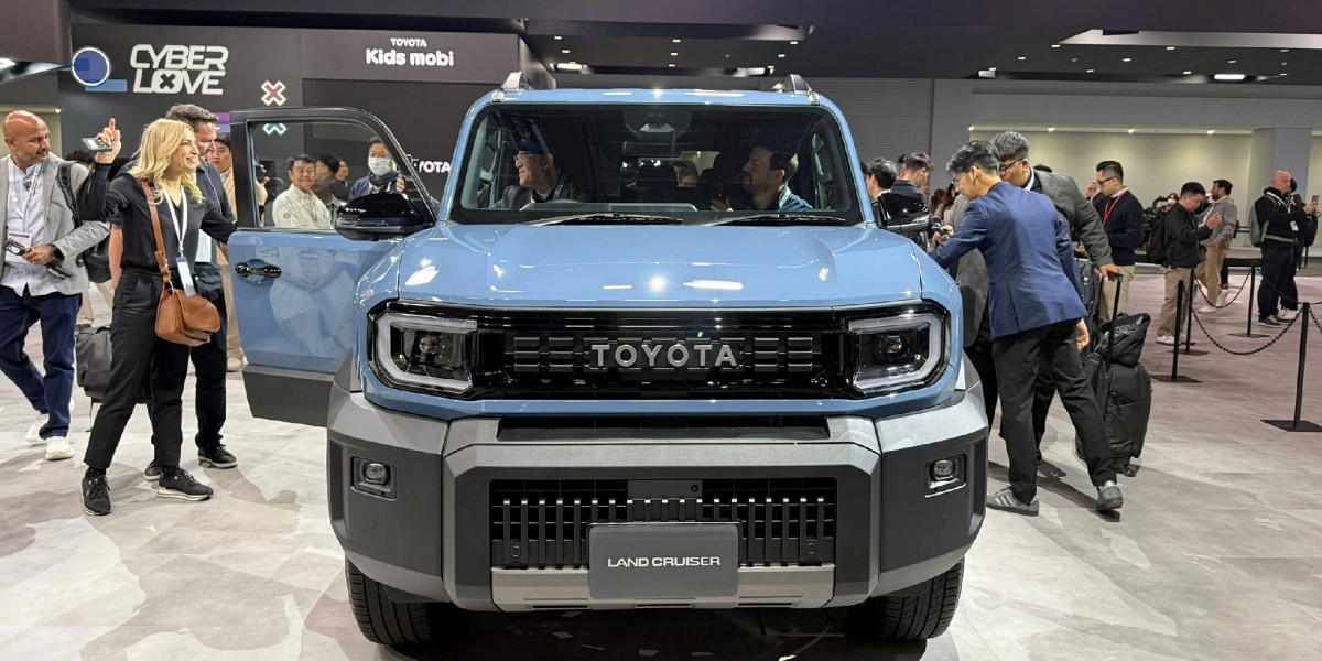 [JMS 2025] Toyota sẽ bán Land Cruiser FJ ở Việt Nam: "Chiến thần" off-road, giá đồn đoán 1,5-2 tỷ đồng