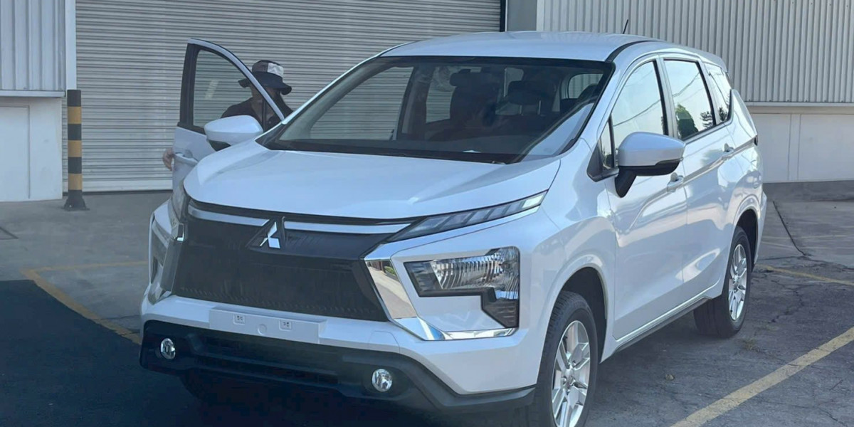 Mitsubishi Xpander 2026 thêm bản số sàn: 568 triệu đồng, gầm cao thêm 20mm, chuyển sang nhập khẩu