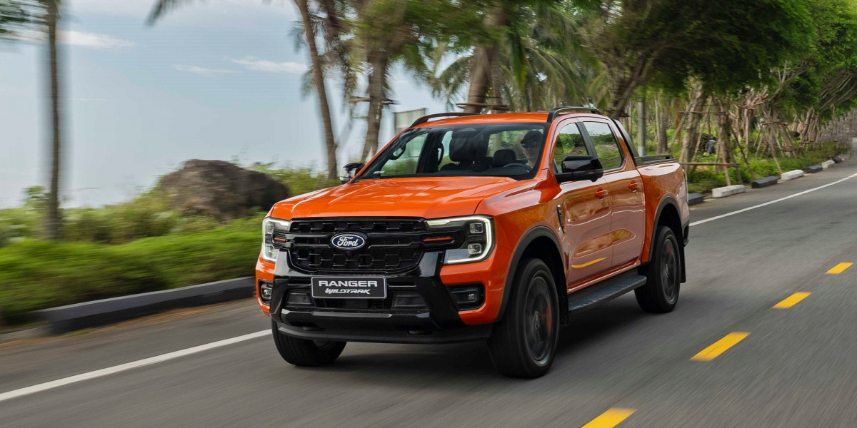 Ford Ranger Wildtrak "máy to chấm lớn" có xứng với giá gần 1,1 tỷ đồng?
