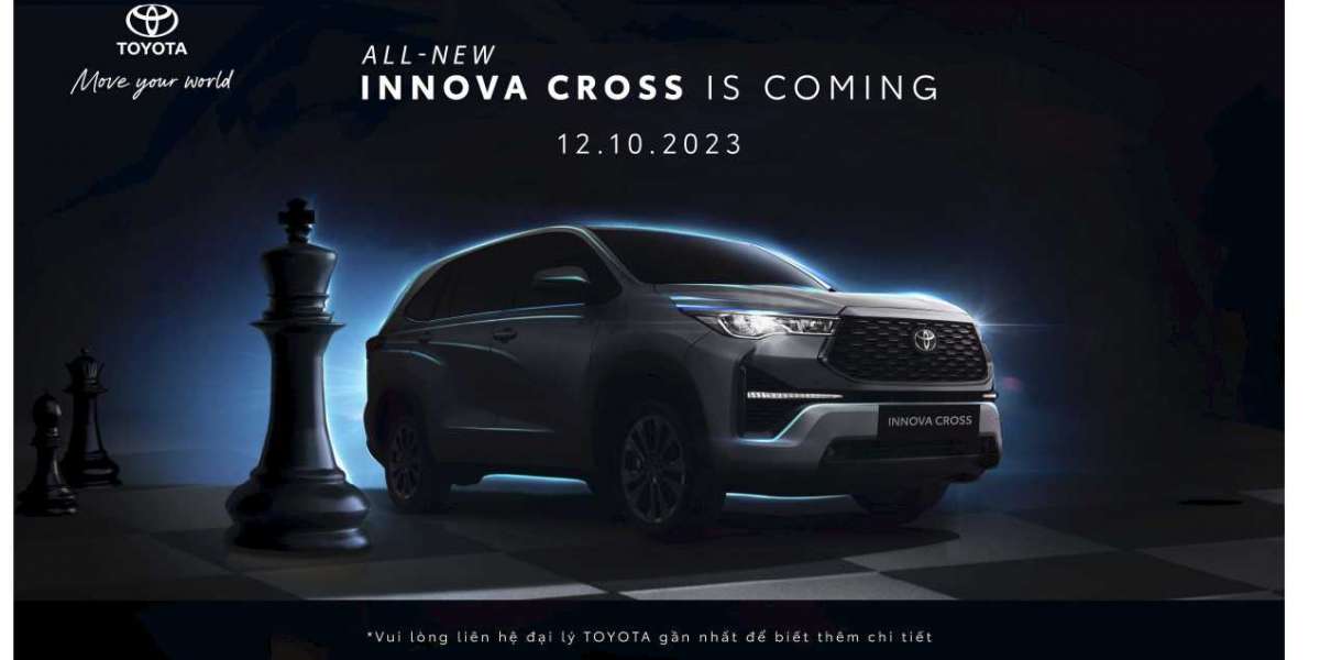 Toyota Innova Cross hoàn toàn mới sắp ra mắt tại Việt Nam