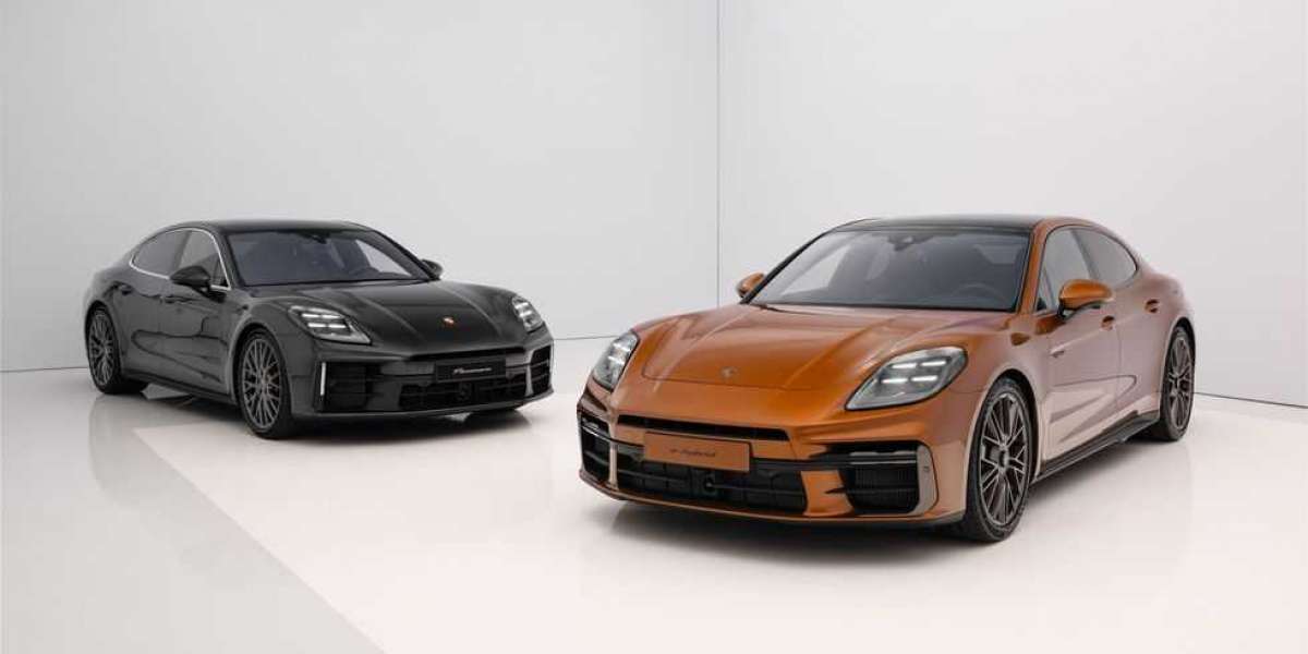 Porsche Panamera thế hệ mới ra mắt: Nội thất nâng cấp toàn diện, động cơ mạnh mẽ