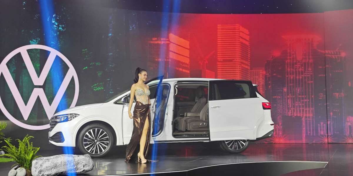 Volkswagen Viloran ra mắt - điểm nhấn mới cho phân khúc MPV cao cấp
