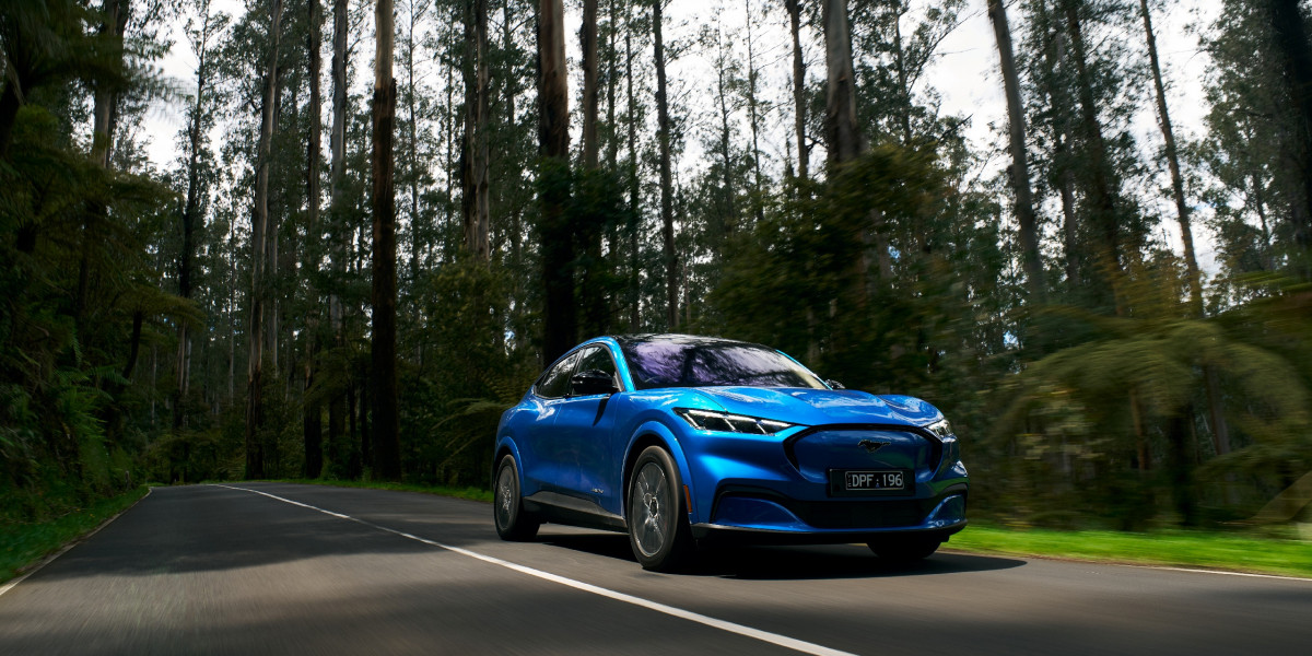 Cầm lái Ford Mustang Mach-E trên đất Úc: Không chỉ là xe điện - Đó chính là Mustang tái sinh!