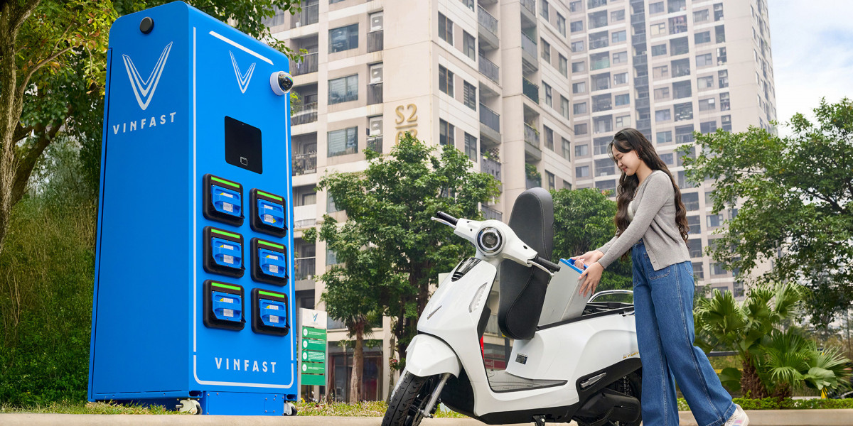VinFast trình làng 3 xe máy điện hỗ trợ đổi pin, lần đầu có xe đạp điện, lắp 45.000 tủ đổi pin trong quý I/2026